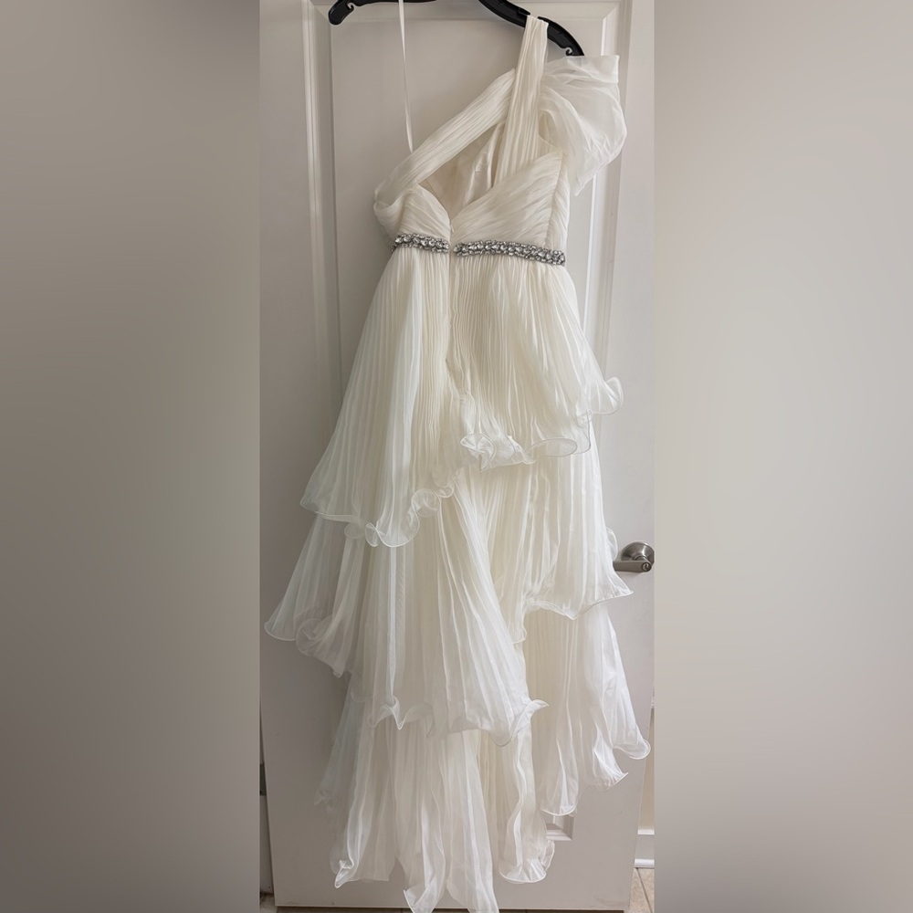 MAC DUGGAL TIERED RUFFLE DRESS - Picture 7 of 9